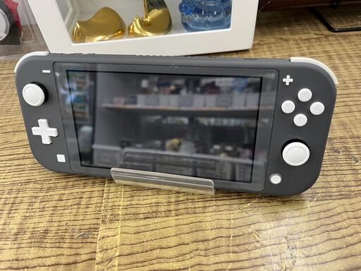 【NIntendo SWITCH Lite グレー】をお買取りさせて頂きました!! - リサイクルマートは現在冷蔵庫の買取、家具の買取強化中です！お気軽にお問い合わせください。