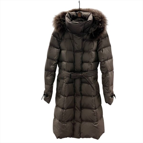 BURBERRY LONDON バーバリー ロンドン ロングダウンジャケット の買取価格をご紹介♪ 高く売る為には…【春日店】 - リサイクルマートは現在冷蔵庫の買取、家具の買取強化中です！お気軽にお問い合わせください。