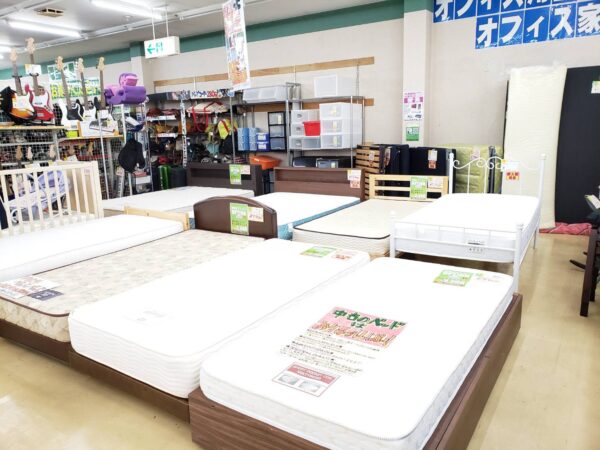 ベッド大量入荷! サイズ揃ってます!