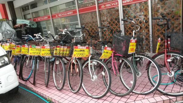 【自転車大量販売してますよ♪選り取り見取り!!!】 - リサイクルマートは現在冷蔵庫の買取、家具の買取強化中です！お気軽にお問い合わせください。