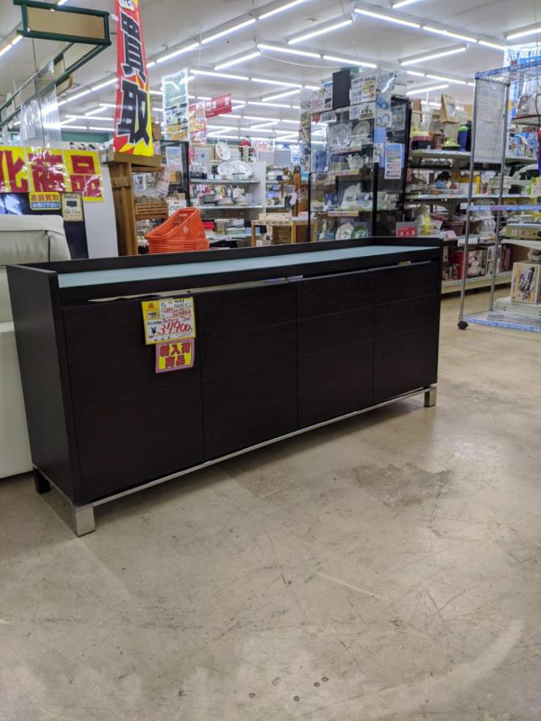 中村家具でご購入!!サイドボード買取致しました!! - リサイクルマートは現在冷蔵庫の買取、家具の買取強化中です！お気軽にお問い合わせください。