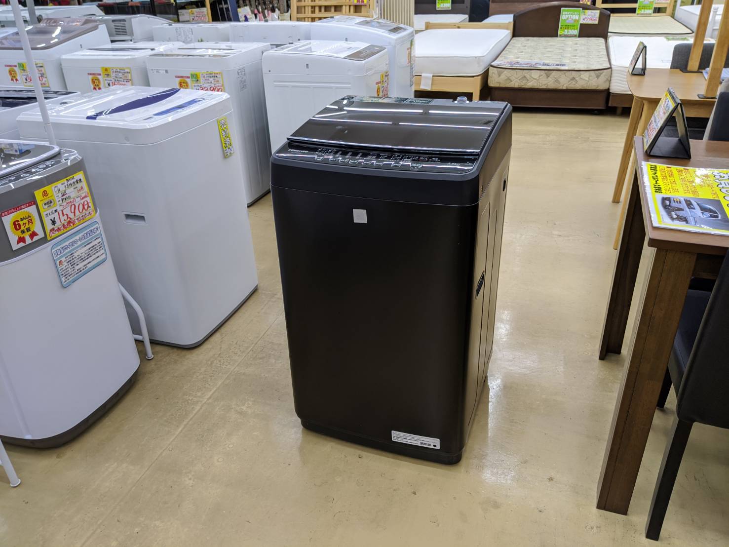 Hisense 2018年製　5.5kg洗濯機　HW-G55E5KK - リサイクルマートは現在冷蔵庫の買取、家具の買取強化中です！お気軽にお問い合わせください。