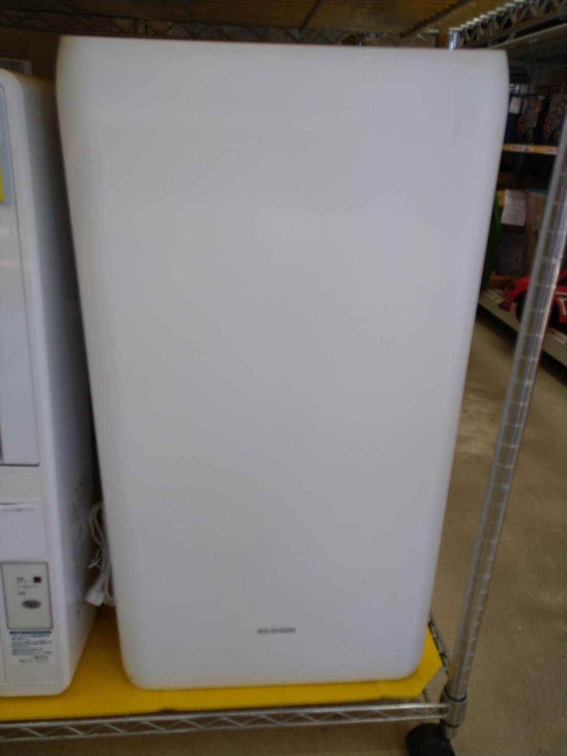 【アイリスオーヤマ IRIS OHYAMA 2021年製 ポータブルクーラー 冷暖 3.5kW ホワイト IPA-3521GH】をお買取りさせて頂きました!! - リサイクルマートは現在冷蔵庫の買取、家具の買取強化中です！お気軽にお問い合わせください。