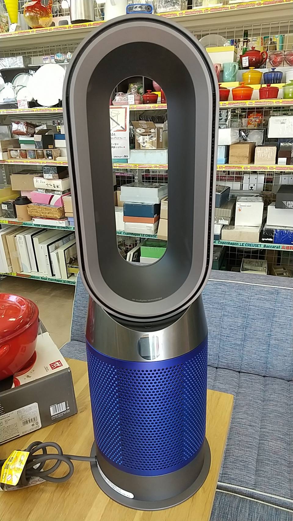 【ダイソン dyson 空気清浄機付 ファンヒーター HP04 2018年製 リモコン付】を買取させて頂きました！ - リサイクルマートは現在冷蔵庫の買取、家具の買取強化中です！お気軽にお問い合わせください。