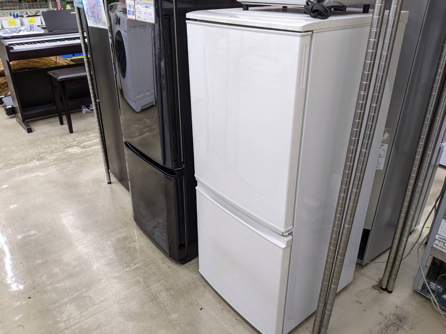 【どっちも付け替えドア★SHARP 137L 冷蔵庫 SJ-D14B シャープ 2016年式】を買取いたしました! - リサイクルマートは現在冷蔵庫の買取、家具の買取強化中です！お気軽にお問い合わせください。