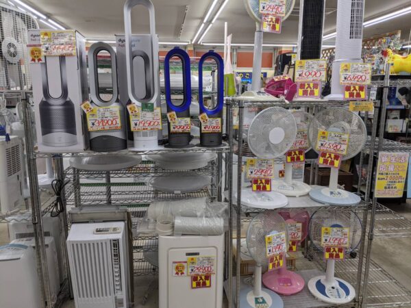 夏物家電の売り場を拡大しました！！ - リサイクルマートは現在冷蔵庫の買取、家具の買取強化中です！お気軽にお問い合わせください。