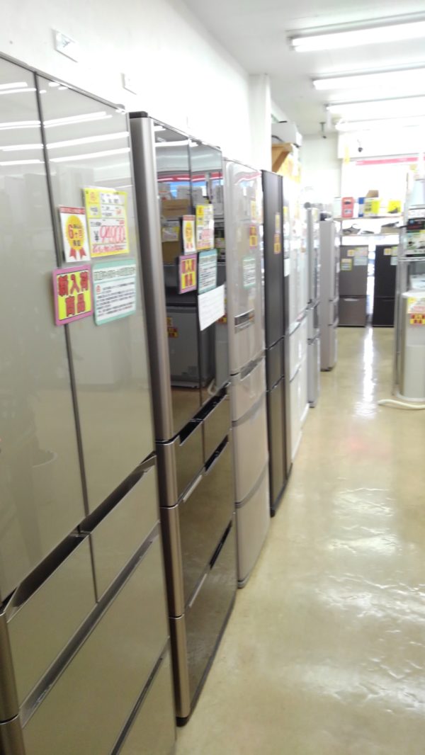【ファミリー冷蔵庫】大量に入荷致しました！ - リサイクルマートは現在冷蔵庫の買取、家具の買取強化中です！お気軽にお問い合わせください。