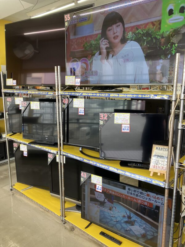 ☆液晶テレビの在庫が不足してます！！！！☆お買い替えでいらなくなったテレビお待ちしております！！ - リサイクルマートは現在冷蔵庫の買取、家具の買取強化中です！お気軽にお問い合わせください。