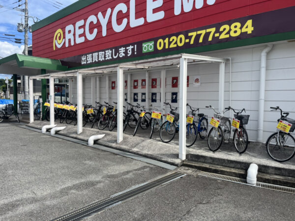 自転車の在庫が充実していますよー！！ロードバイクからママチャリまで幅広く在庫があります。