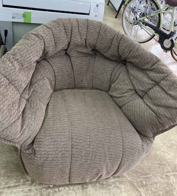【1人掛けソファ　ligne roset】お買取りしました！ - リサイクルマートは現在冷蔵庫の買取、家具の買取強化中です！お気軽にお問い合わせください。
