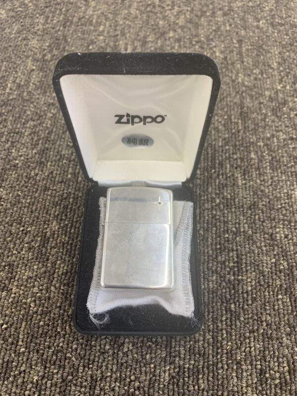 ケース付き 純銀製 ZIPPO オイルライターをお買取りいたしました。 - リサイクルマートは現在冷蔵庫の買取、家具の買取強化中です！お気軽にお問い合わせください。