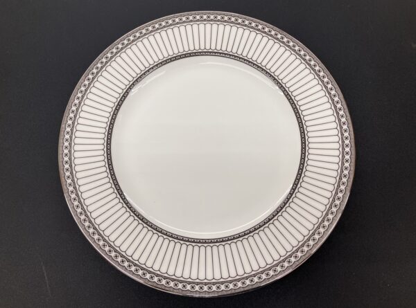 ☕「WEDGWOOD コロネード ブラック 2枚セット」お買取りさせていただきました！☕ - リサイクルマートは現在冷蔵庫の買取、家具の買取強化中です！お気軽にお問い合わせください。