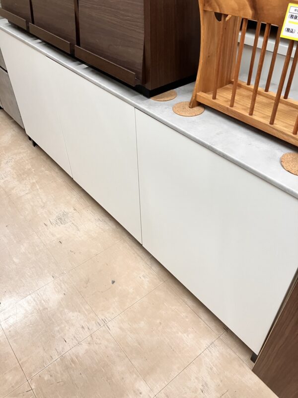 今回は【IKEA イケア　3面サイドボード　BESTA】をお買取致しました！！ - リサイクルマートは現在冷蔵庫の買取、家具の買取強化中です！お気軽にお問い合わせください。
