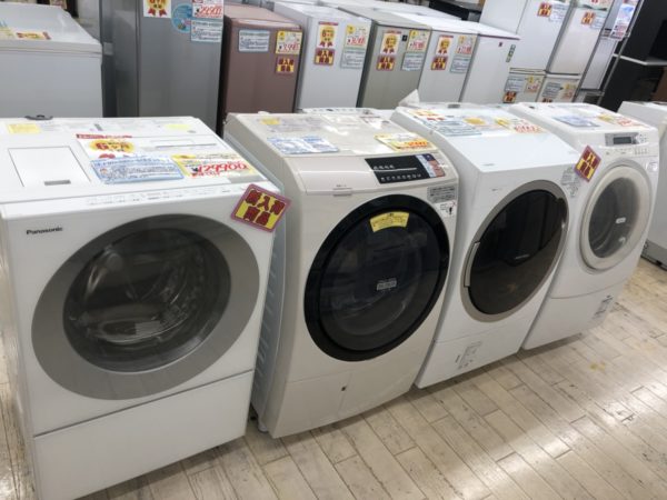 現行型のエドラム式洗濯機入荷しました～！！金額もリーズナブルですよ。 - リサイクルマートは現在冷蔵庫の買取、家具の買取強化中です！お気軽にお問い合わせください。