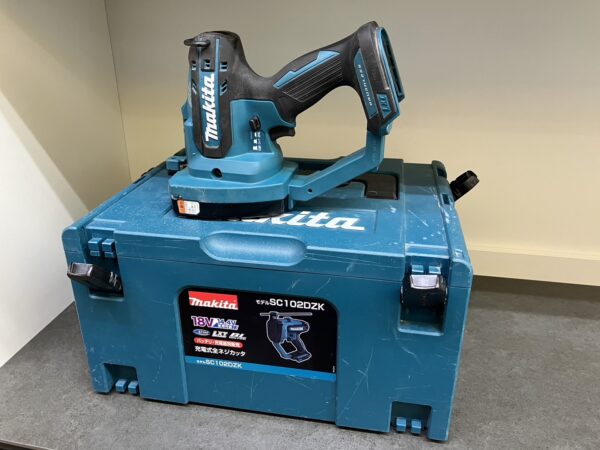 【makita 充電式全ネジカッタ SC102DZK】をお買取りいたしました。 - リサイクルマートは現在冷蔵庫の買取、家具の買取強化中です！お気軽にお問い合わせください。