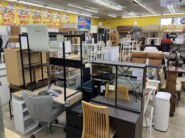 家具を売るなら！買うなら！リサイクルマート糸島店へ！