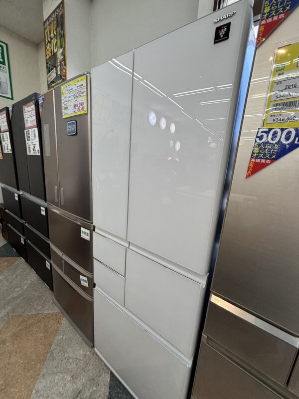 【SHARP/シャープ/505L冷蔵庫/2016年式/SJ-GT51C-W】をお買取させて頂きました！！ - リサイクルマートは現在冷蔵庫の買取、家具の買取強化中です！お気軽にお問い合わせください。
