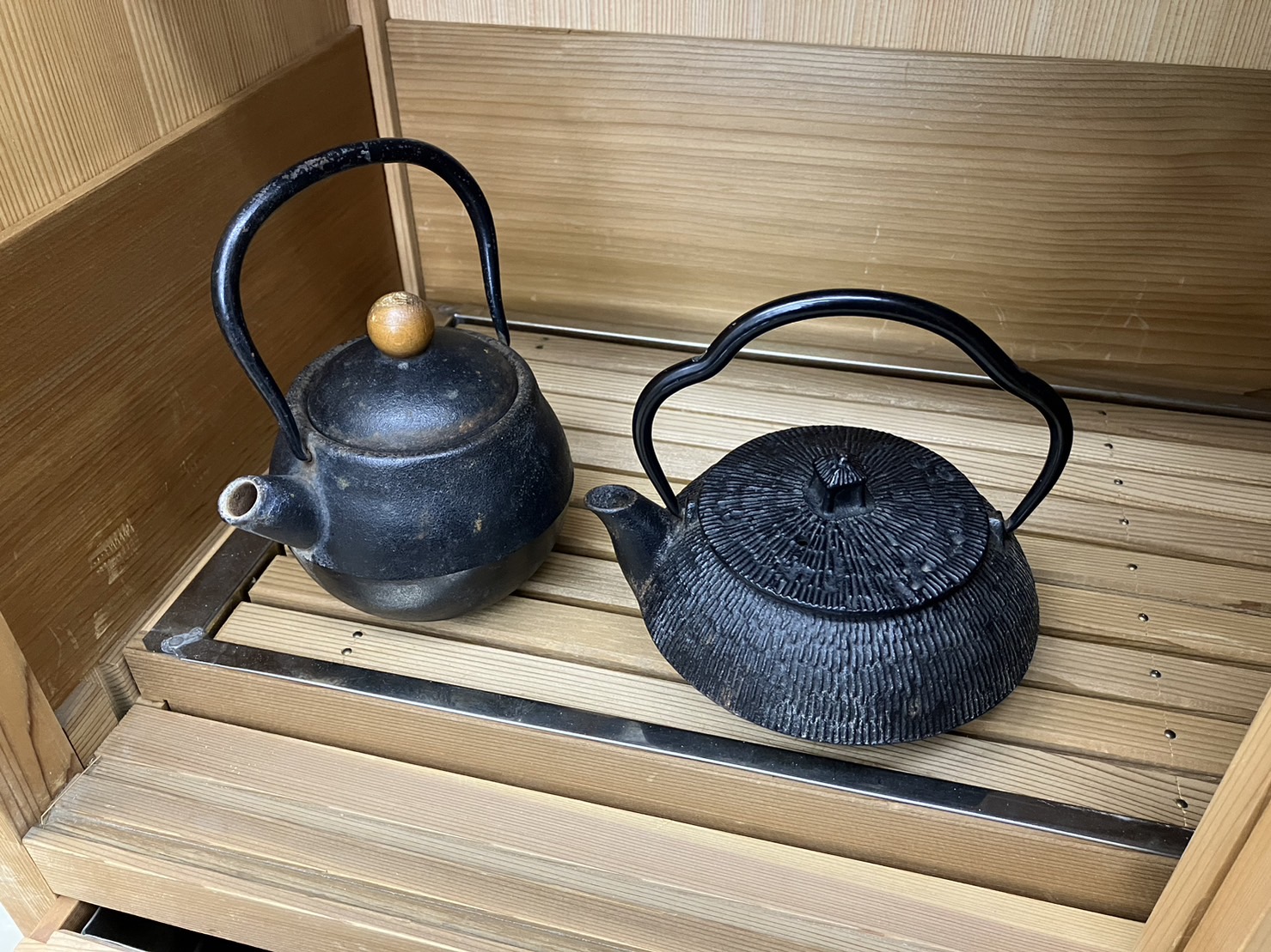 鉄瓶・銀瓶・金瓶を大絶賛買取中です!茶器、茶碗なども買取します！