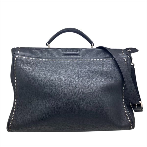 FENDI フェンディ 7VA388 ピーカブー セレリア ビジネスバッグ の買取価格をご紹介♪ 高く売る為には…【春日店】 - リサイクルマートは現在冷蔵庫の買取、家具の買取強化中です！お気軽にお問い合わせください。