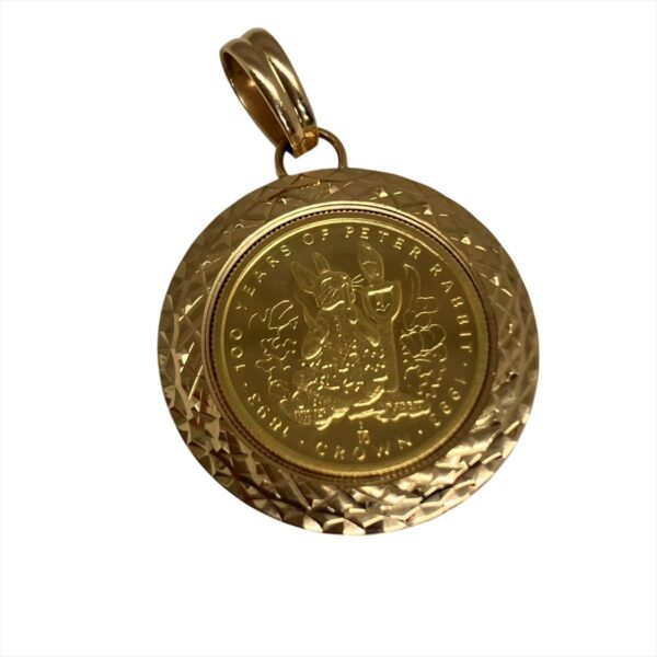 K24 ピーターラビット 100周年記念金貨 1/10oz K18枠付き ペンダントトップ の買取価格をご紹介♪ 高く売る為には…【春日店】 - リサイクルマートは現在冷蔵庫の買取、家具の買取強化中です！お気軽にお問い合わせください。