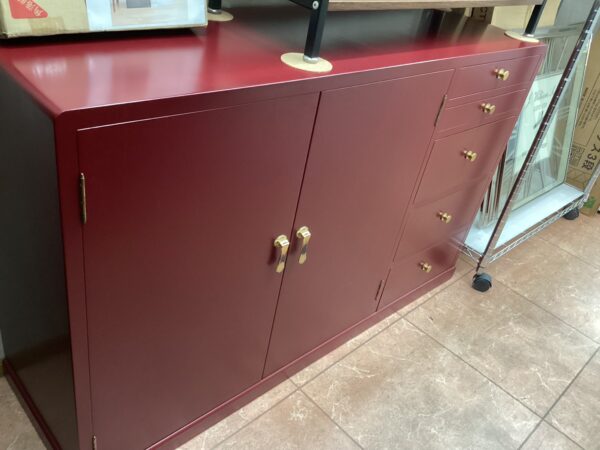 【モリシゲオーダー品✨深紅のサイドボード】をお買取致しました！！ - リサイクルマートは現在冷蔵庫の買取、家具の買取強化中です！お気軽にお問い合わせください。