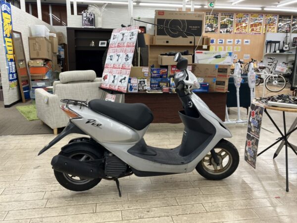 原付バイクを入荷致しました！！　通勤通学用に！！　フードデリバリーに！！ - リサイクルマートは現在冷蔵庫の買取、家具の買取強化中です！お気軽にお問い合わせください。