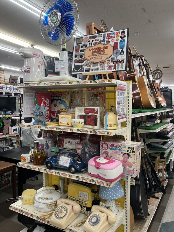 【昭和・平成レトロ】大人気「レトロコーナー」拡大中！お家に眠る古いおもちゃや雑貨、実は宝物かも！？｜リサイクルマート大野城店