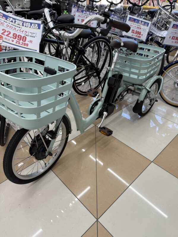 【BRIDGESTONE/ブリヂストン/前輪20インチ、後輪16インチ/電動アシスト自転車/三輪車/ノンパンク/走りながら自動充電】をお買取致しました！！ - リサイクルマートは現在冷蔵庫の買取、家具の買取強化中です！お気軽にお問い合わせください。