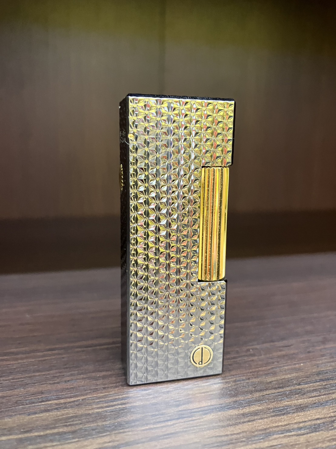 【dunhill ダンヒル ガスライター スクエア ダイヤモンドヘッド 極美品】を買取いたしました！ - リサイクルマートは現在冷蔵庫の買取、家具の買取強化中です！お気軽にお問い合わせください。