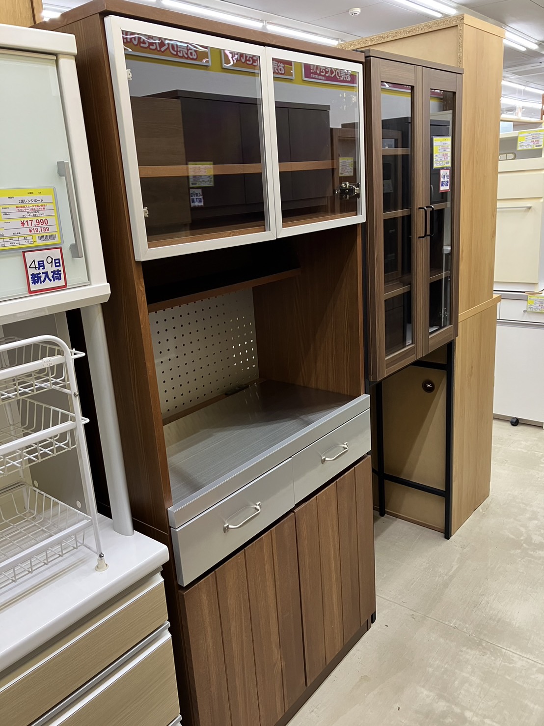 UNICO☆レンジボード☆食器棚☆キッチンボード 収納 ウニコ】を買取いたしました！ - リサイクルマートは現在冷蔵庫の買取、家具の買取強化中です！お気軽にお問い合わせください。