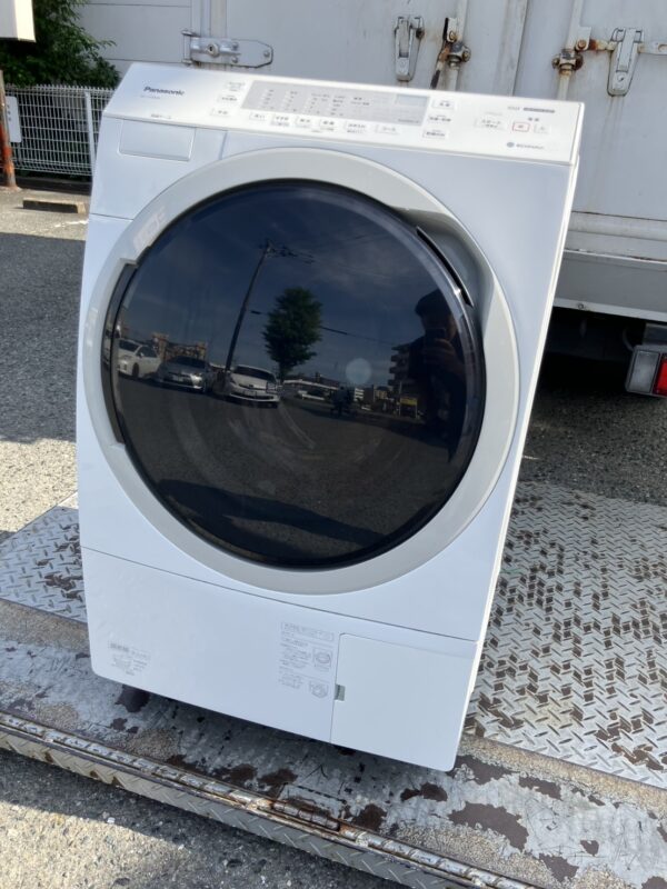 福岡市中央区 重たいドラム式洗濯乾燥機の買取ならおまかせ！ Panasonic NA-VX300BL をお買取りいたしました！！ - リサイクルマートは現在冷蔵庫の買取、家具の買取強化中です！お気軽にお問い合わせください。