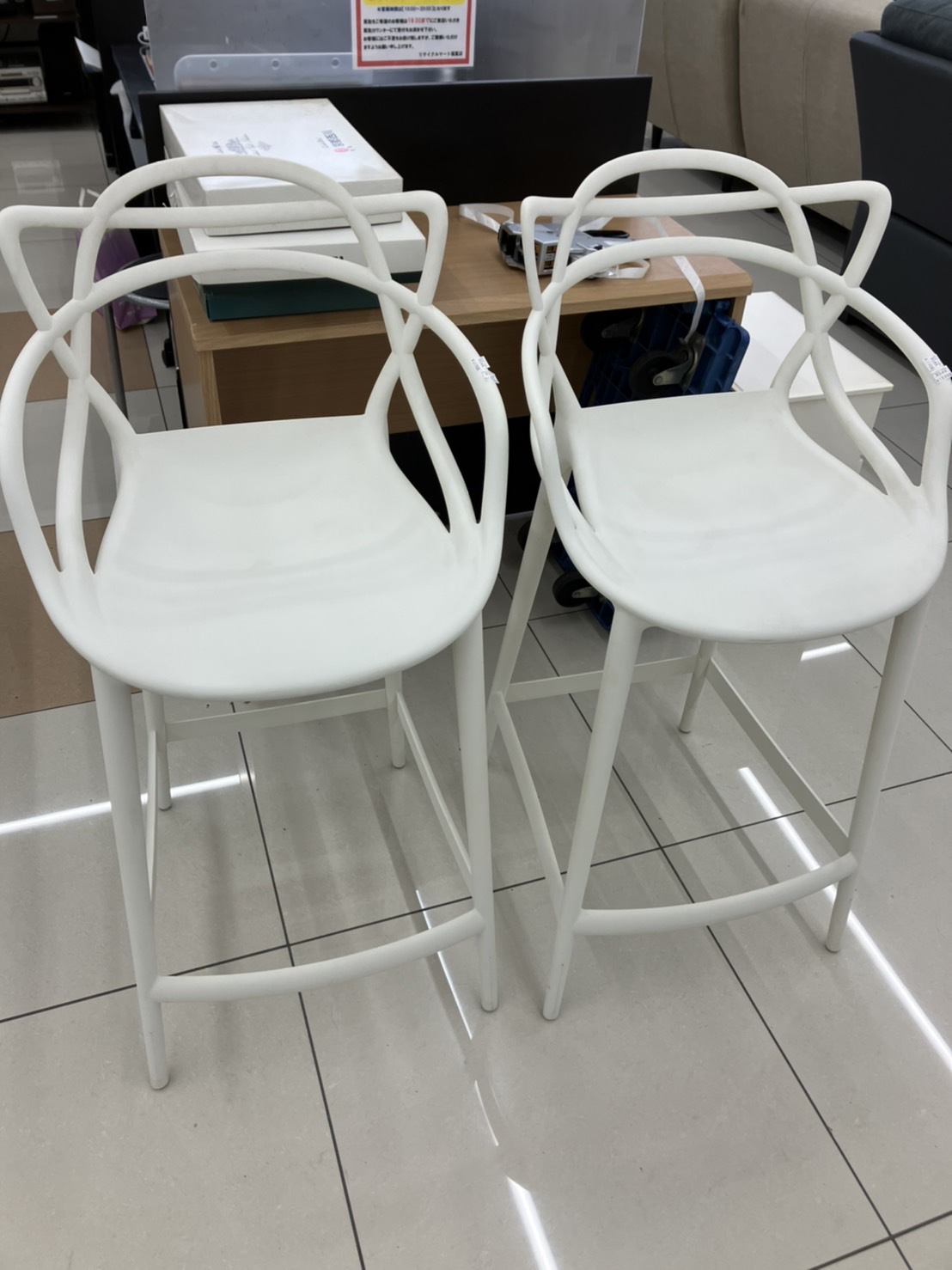 【kartell（カルテル）/マスターズスツール/ハイ75/フィリップスタルク】お買取りさせていただきました。 - リサイクルマートは現在冷蔵庫の買取、家具の買取強化中です！お気軽にお問い合わせください。