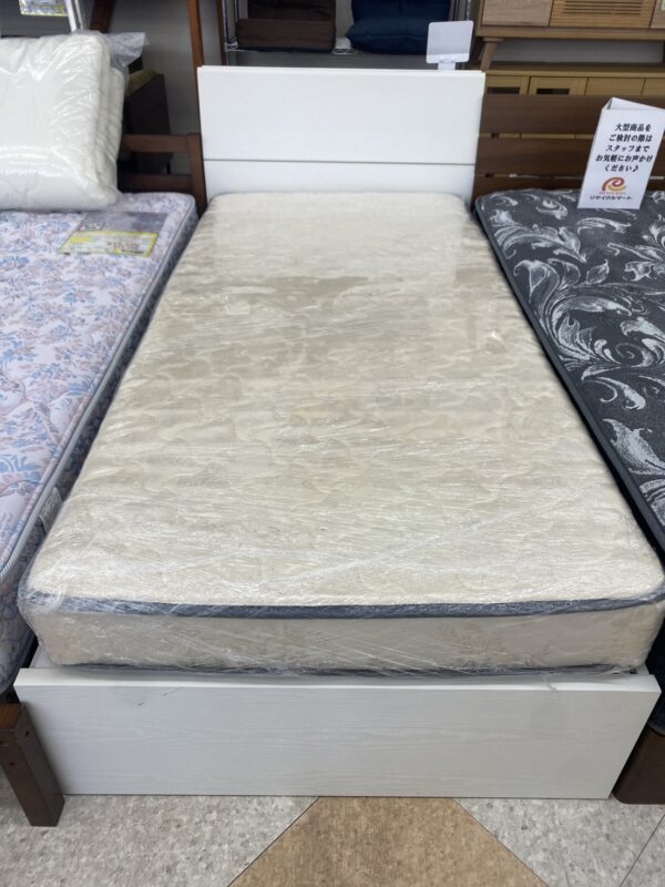 【✨シングルベッド/収納付きベット/ベットフレーム/コンセント付きベット/】お買取させて頂きました！！ - リサイクルマートは現在冷蔵庫の買取、家具の買取強化中です！お気軽にお問い合わせください。