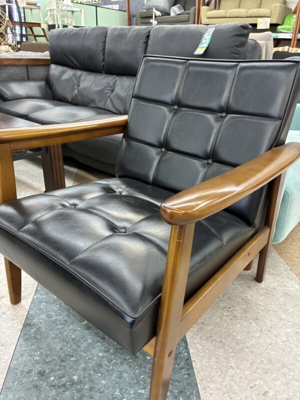 【憧れの不朽の名作✨ カリモク60 Kチェア 1シーター スタンダードブラック 🛋 レトロモダン】お買取させて頂きました！！ - リサイクルマートは現在冷蔵庫の買取、家具の買取強化中です！お気軽にお問い合わせください。