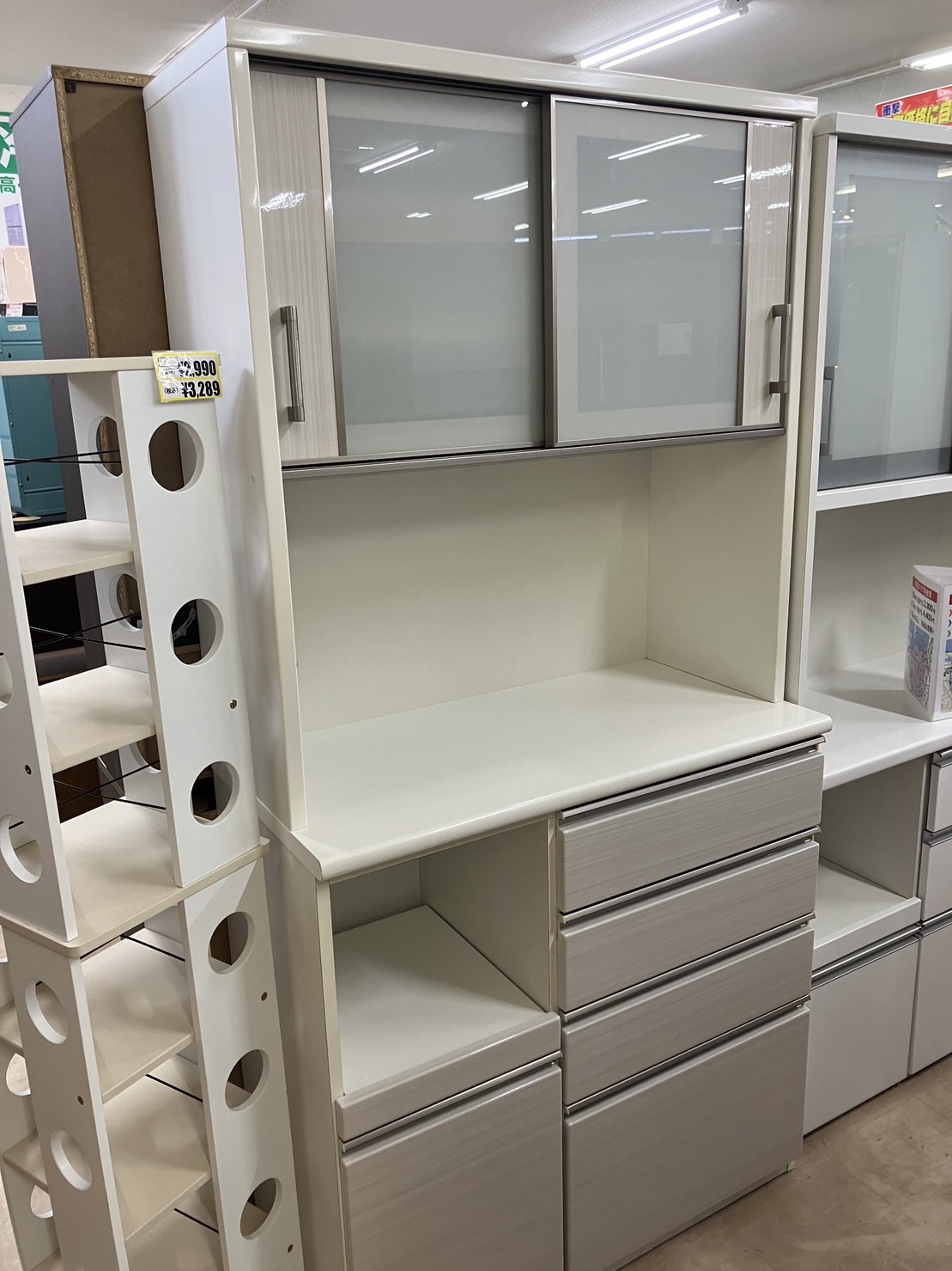 【NITORI 100幅 レンジボード ポスティア ニトリ キッチンボード 食器棚 をお買取致しました！！ - リサイクルマートは現在冷蔵庫の買取、家具の買取強化中です！お気軽にお問い合わせください。