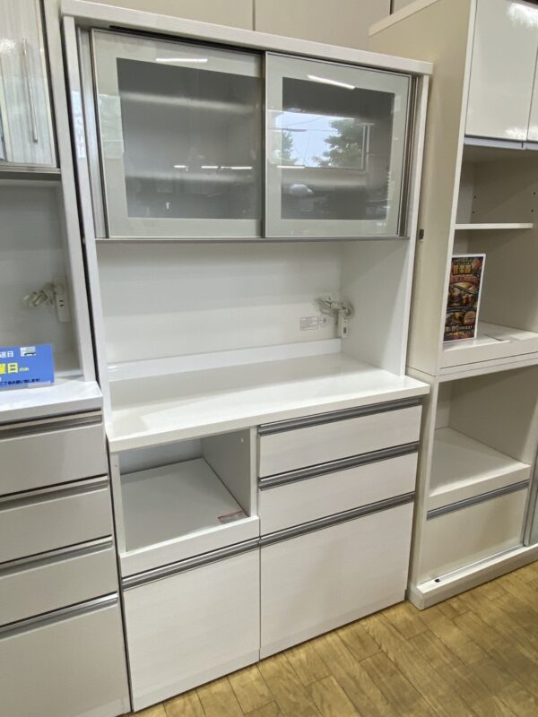 【ニトリ レンジボード】をお買取りいたしました！ - リサイクルマートは現在冷蔵庫の買取、家具の買取強化中です！お気軽にお問い合わせください。