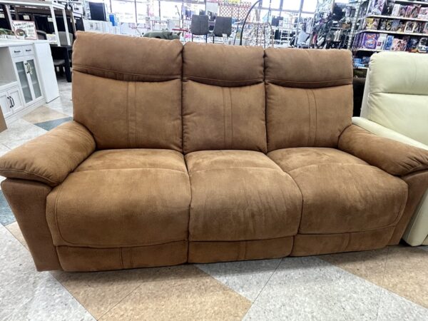 【🎃マナベインテリアハーツ(LOGAN)3P電動リクライニングソファ🎃】をお買取させて頂きました！！ - リサイクルマートは現在冷蔵庫の買取、家具の買取強化中です！お気軽にお問い合わせください。