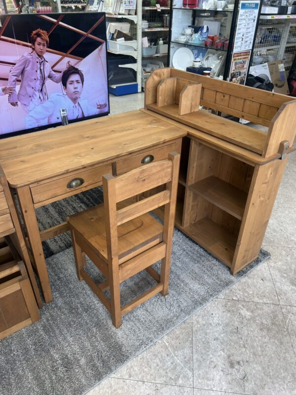 【nora.】ノラ ワークデスク＆チェア・フリーシェルフをセットでお買取り！福岡県大野城市での北欧風ナチュラル家具・デザイナーズ家具の買取ならリサイクルマート大野城店へ - リサイクルマートは現在冷蔵庫の買取、家具の買取強化中です！お気軽にお問い合わせください。