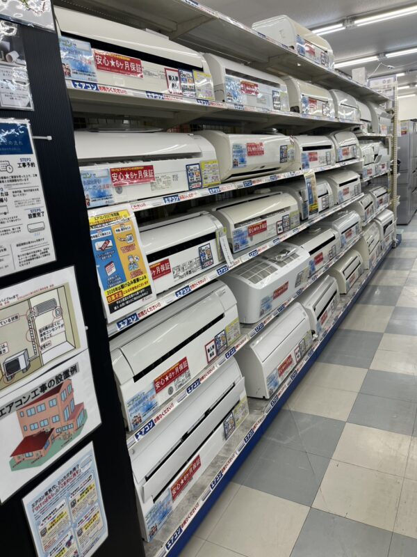 エアコンのお買い換えでお悩みではありませんか？「2027年問題」と、私たちが中古にこだわる理由。
