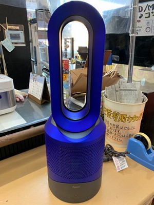 【2015年製 dyson Pure Hot＋Cool 空気清浄機能付きファンヒーター HP01 ホット&クール ダイソン】お買取りしました! - リサイクルマートは現在冷蔵庫の買取、家具の買取強化中です！お気軽にお問い合わせください。