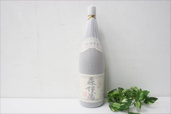 （福岡市中央区）  未開栓 本格焼酎 【森伊蔵】 芋焼酎 1.8L 1800ml 1本　 - リサイクルマートは現在冷蔵庫の買取、家具の買取強化中です！お気軽にお問い合わせください。