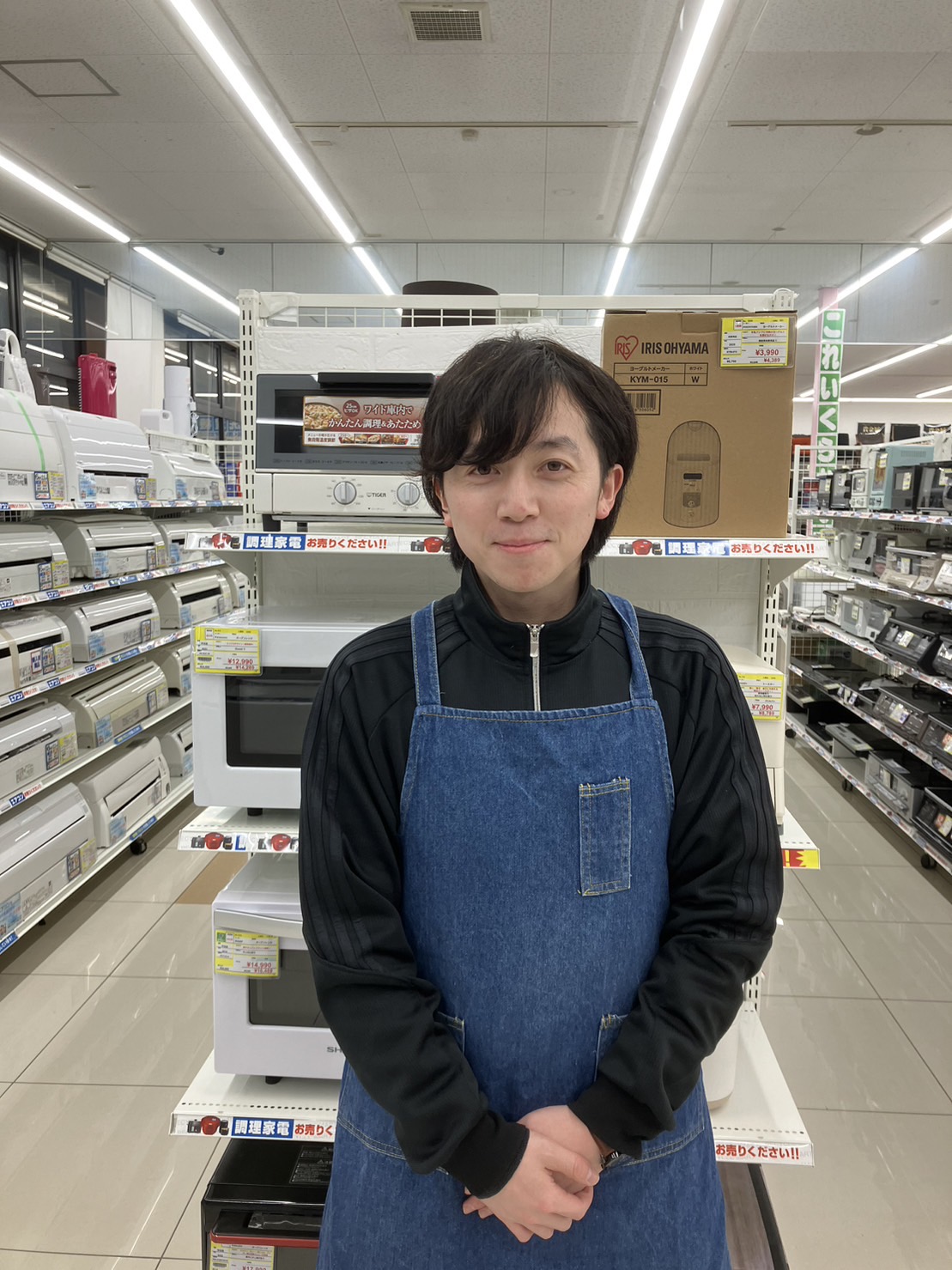 <small>リサイクルマート</small>福重店店長