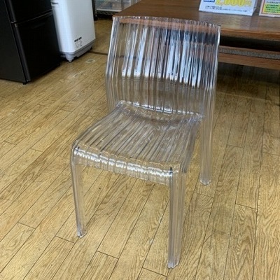 【kartell FRILLY ポリカーボネート スタッキングチェア カルテル フリーリー】お買取りしました!Kartellの家具ぜひお売り下さい!! - リサイクルマートは現在冷蔵庫の買取、家具の買取強化中です！お気軽にお問い合わせください。