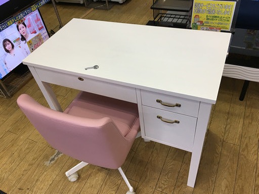 ［MOMO NATURAL モモナチュラル MOMO HOUSE デスク パイン材 日本製 CIELE CLEF DESK 900］お買取しました! - リサイクルマートは現在冷蔵庫の買取、家具の買取強化中です！お気軽にお問い合わせください。