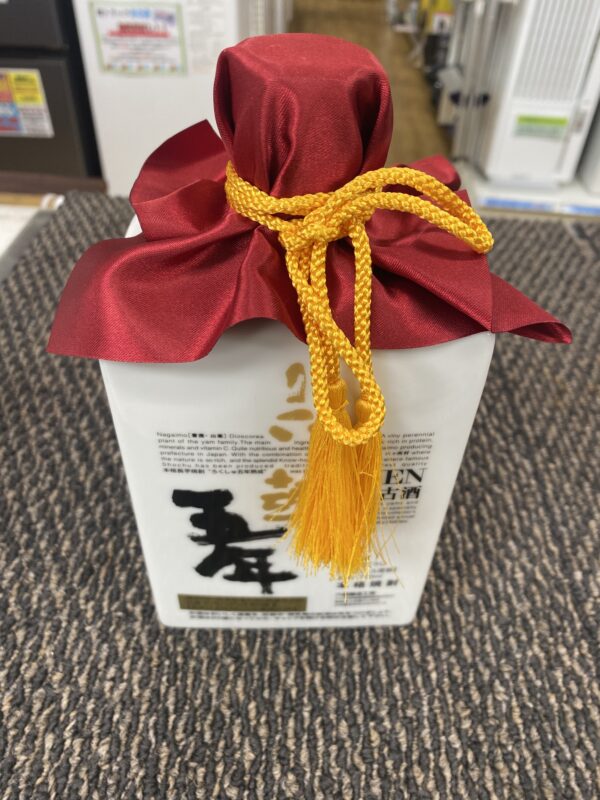 【本格長芋焼酎　六趣　5年　720㎖　アルコール度数30％】をお買取りいたしました🍶 - リサイクルマートは現在冷蔵庫の買取、家具の買取強化中です！お気軽にお問い合わせください。