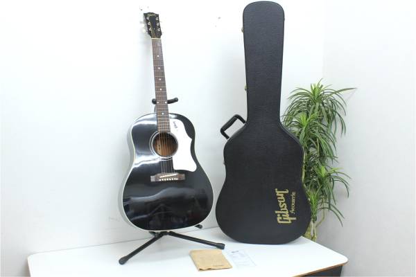 (福岡市城南区)Gibson 1960s J-45 ADJ ブラック 保証書/純正ケース付き - リサイクルマートは現在冷蔵庫の買取、家具の買取強化中です！お気軽にお問い合わせください。