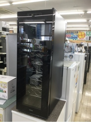 【✨ペルチェ方式温度コントロール機能❗️30本収納❗️11〜18℃❗️ガラス扉の❗️✨】定価¥32,980円 ピーナッツクラブ　D-STYLISTワインセラー 2016年製を買取りさせて頂きました。 - リサイクルマートは現在冷蔵庫の買取、家具の買取強化中です！お気軽にお問い合わせください。