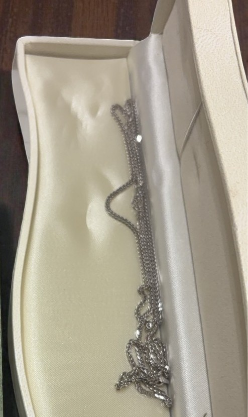 【金相場高騰！】大野城市でK18ネックレスを12万円超えで高価買取！査定のポイントを公開 - リサイクルマートは現在冷蔵庫の買取、家具の買取強化中です！お気軽にお問い合わせください。